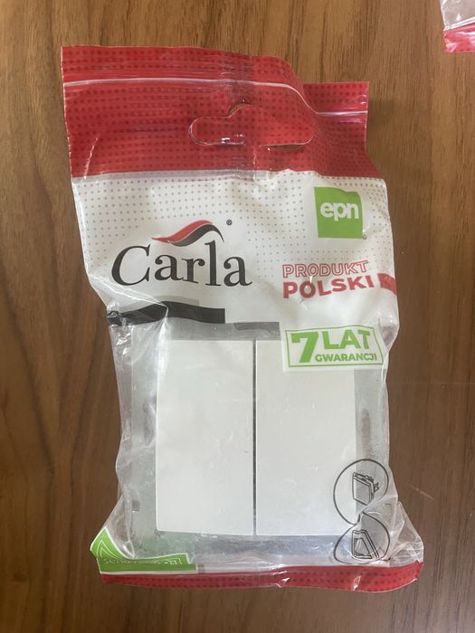 Carla EPN gniazdka włączniki