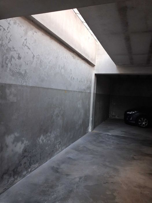 Aluga se lugar de garagem