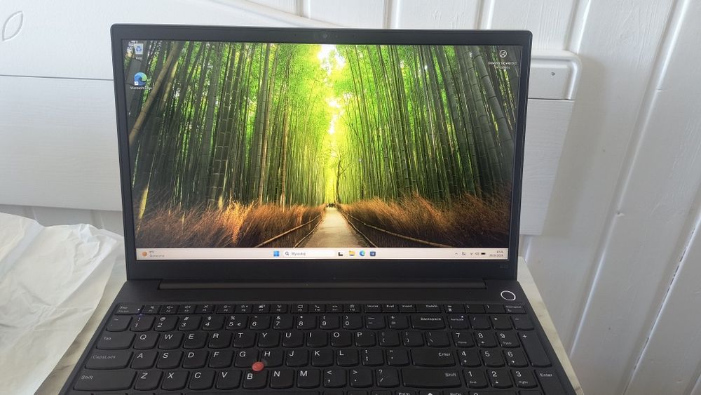 Laptop Lenovo ThinkPad E15 G2 jak nowy