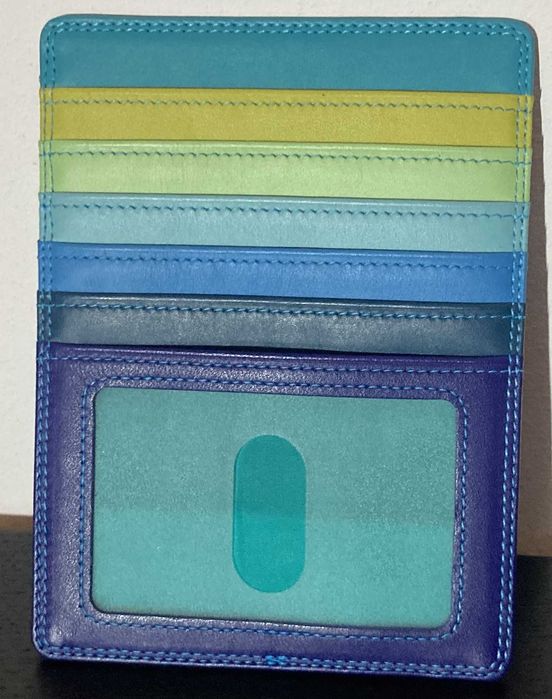 Carteira porta-passaporte deslizante em pele MYWALIT na cor Seascape