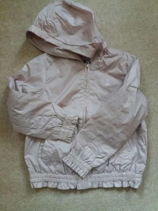 Kurteczka Benetton dla dziewczynki rozmiar 110