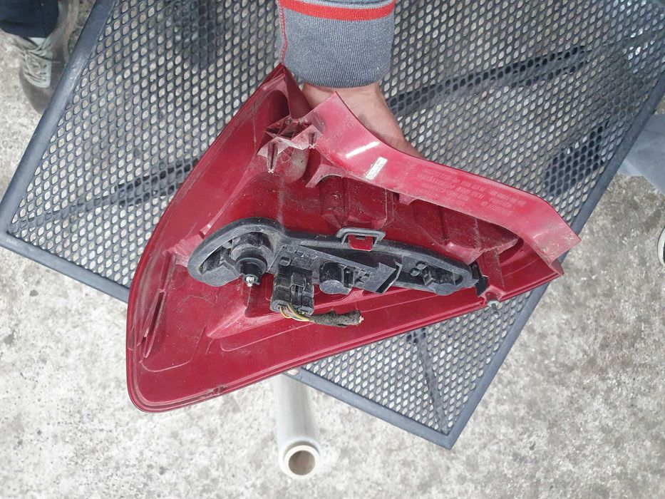 Lampa tyl tylna lewa Citroen c4 coupe 3 drzwi oryginalna europa