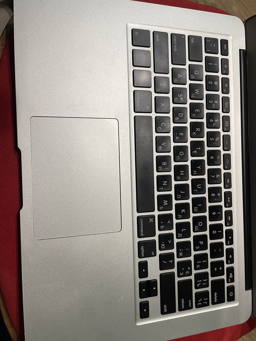 MacBook Air 2018год