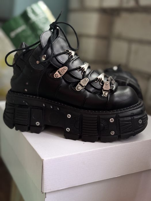 New rock черные