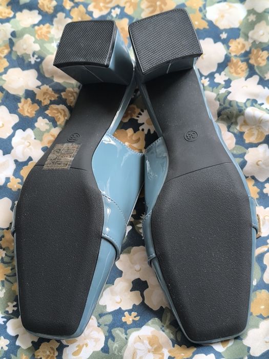 buty niebieskie nowe rozm. 38