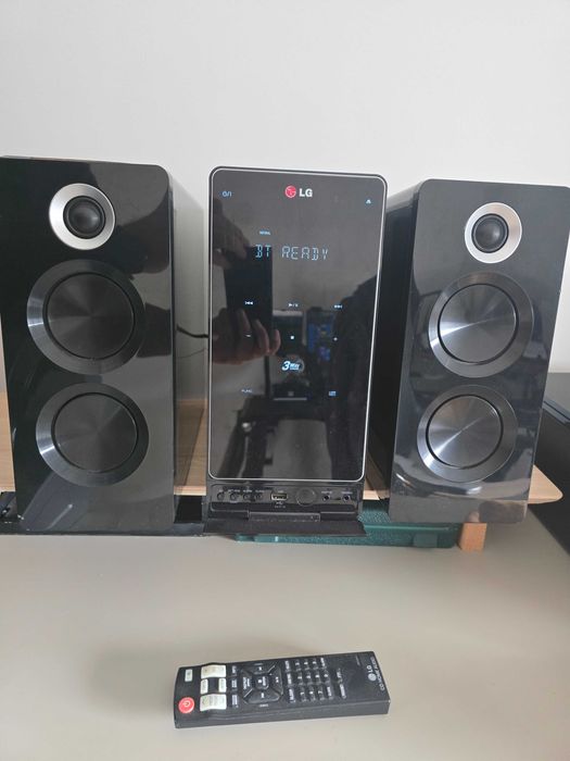 Sistema Som Stereo LG XBoom CM2640