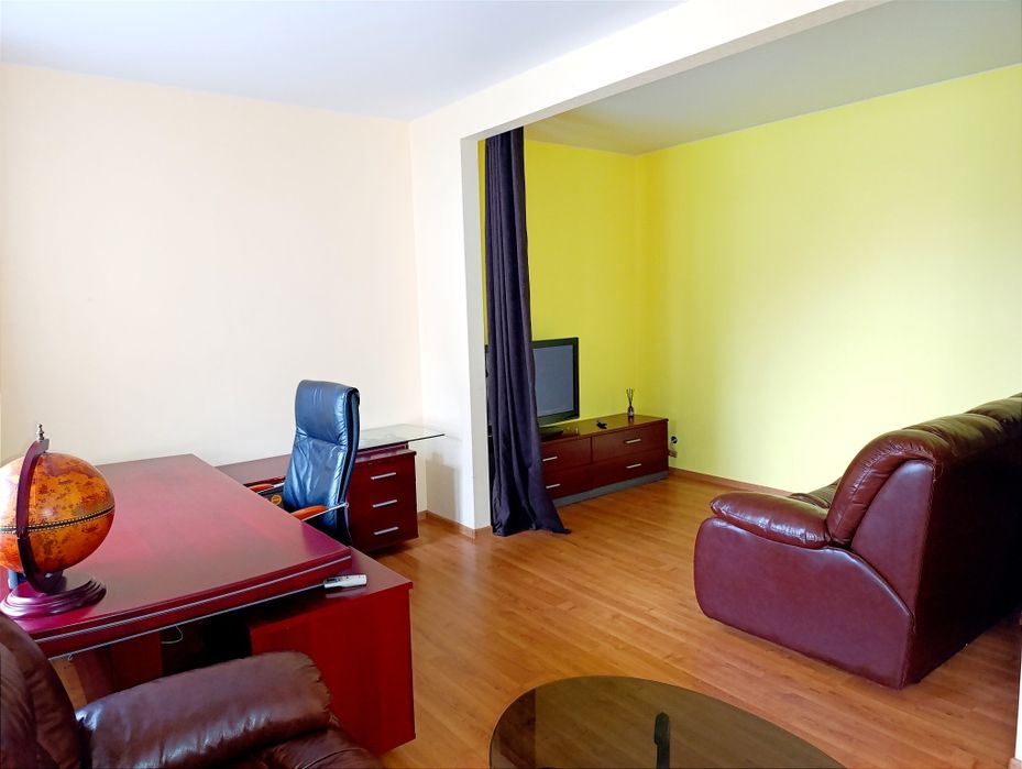 Продам 5.к. Квартиру Центр