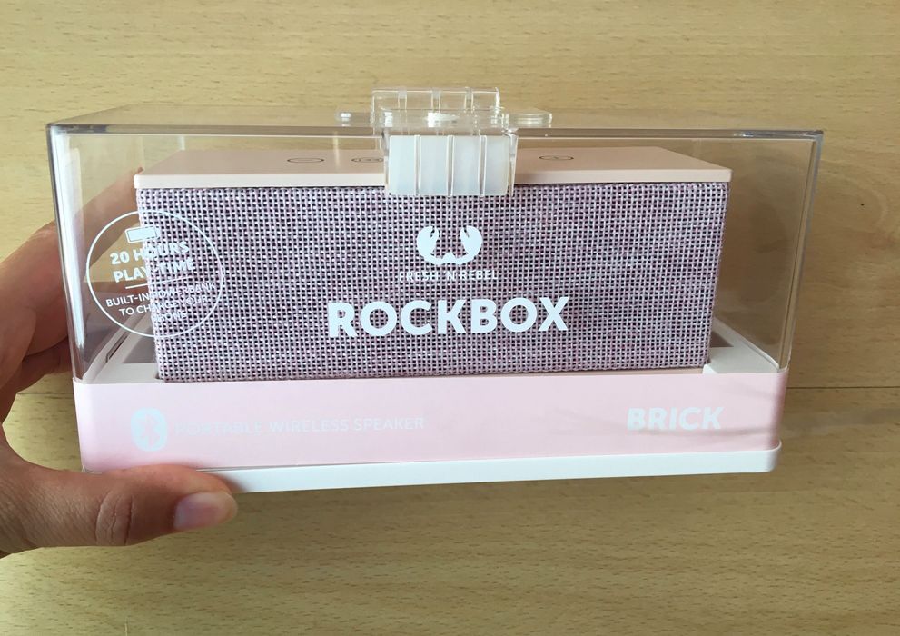 Coluna portatil rosa