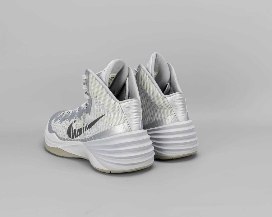 Крутые баскетбольные кроссовки Nike Hyperdunk.42 размер