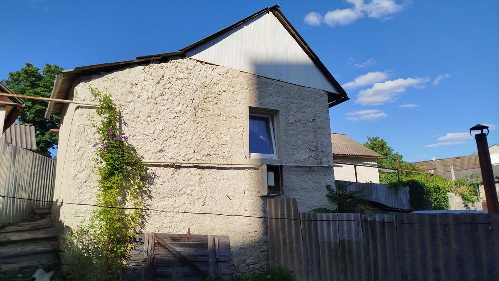 Продаєтся будинок