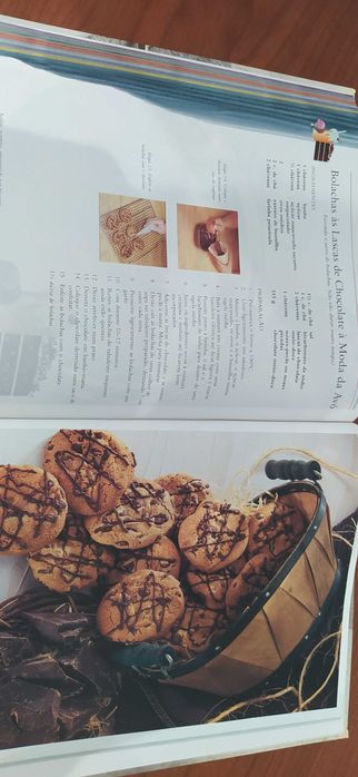 Livro "Um Tesouro de Cozinha Clássica"