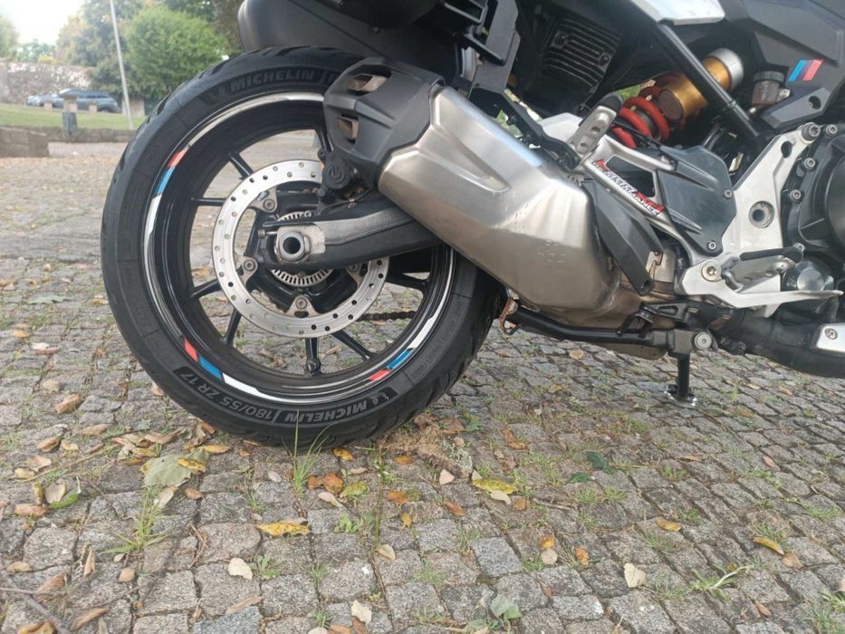 BMW F 900 XR M performance