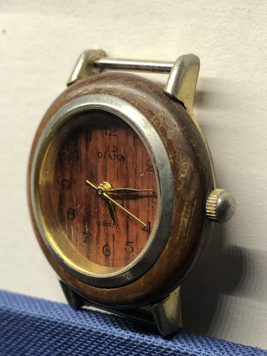 Часы: винтаж начала 90-х: DIANA J.D (Japan).Редкость-деревяный корпус!