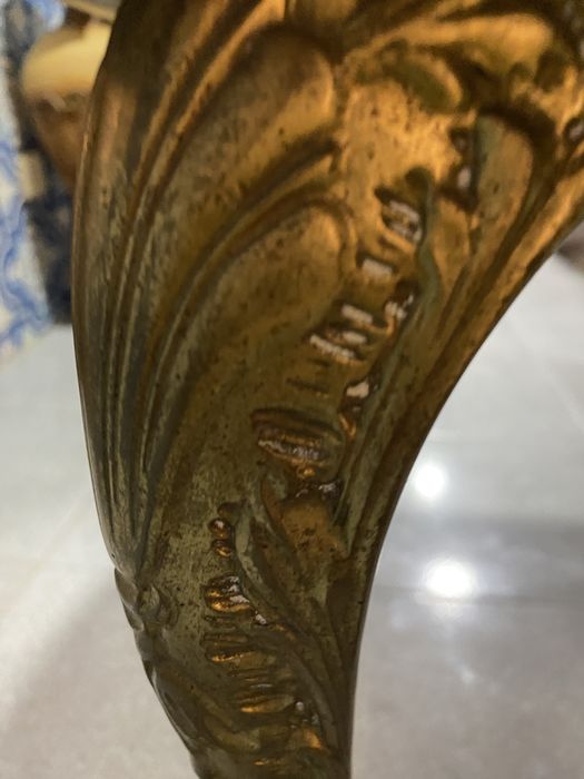 Mesa de centro de pedra