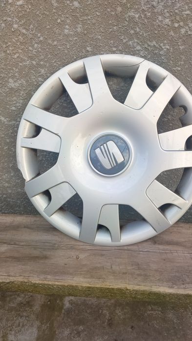 Колпак на сиат в хорошем состоянии