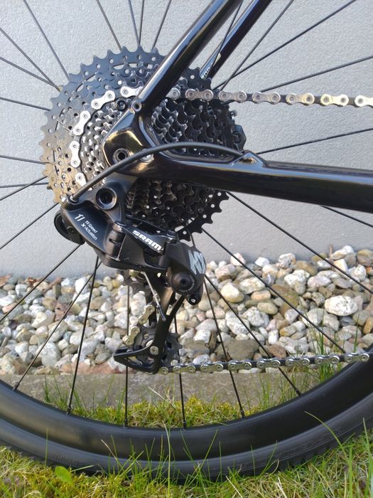 Specialized Sirrus X COMP CARBON Future Shock roz. M
