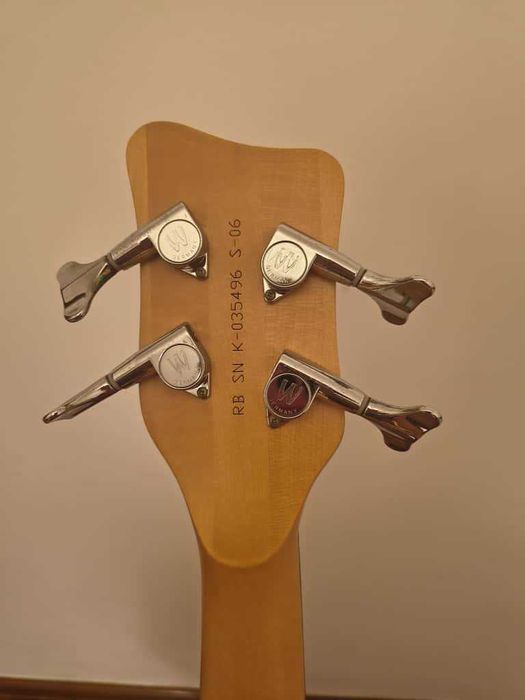 Baixo ativo Warwick Rockbass Corvette fretless para canhotos