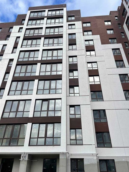 Продається простора 3-кімнатна квартира у ЖК «Атмосфера»