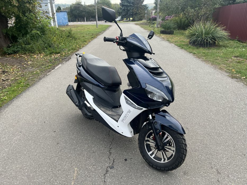 Скутер Forte canoe 150