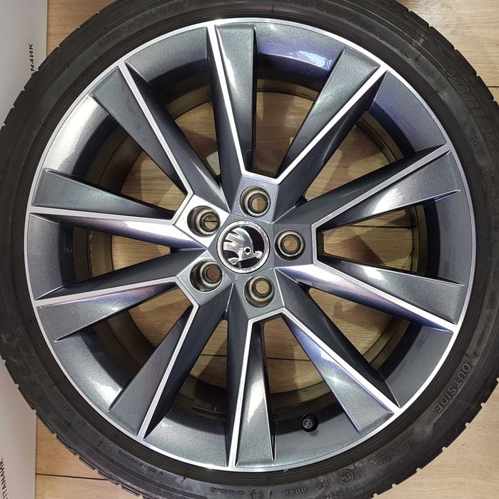 Диски Skoda R17 5x100 Fabia Rapid Audi A1 VW Polo CrosPolo Seat Subaru