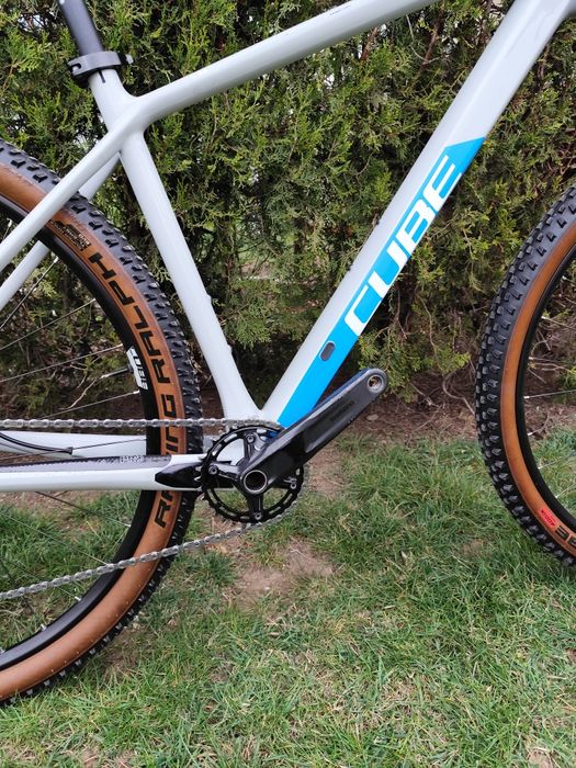 Rower  Cube Reaction Pro carbon
Stan b.db po serwisie