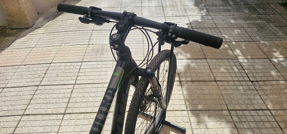 KTM Ultra 26” – Shimano | Suspensão Suntour | Travões hidráulicos