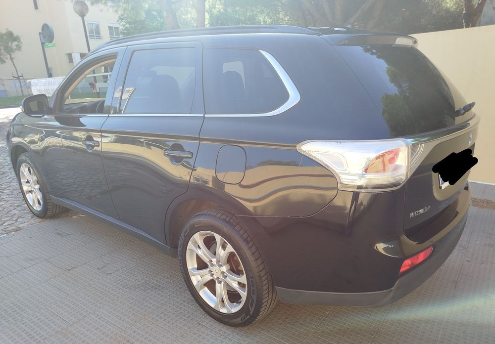 Mitsubishi Outlander 2.2DiD 150cv/7Lug/2014/Nacional/Excelente viatura