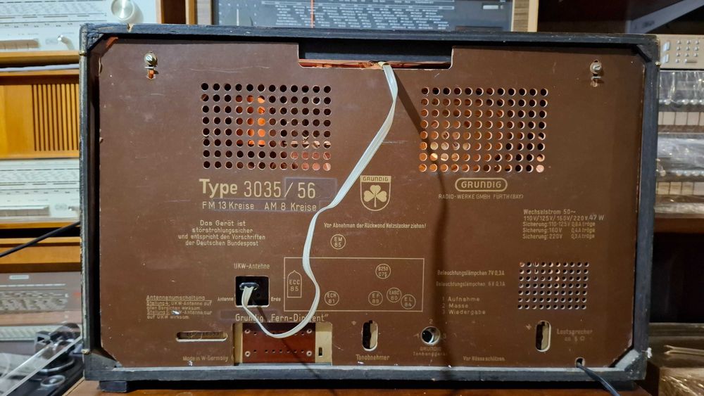 Grundig 3035 3D Klang  Radio lampowe