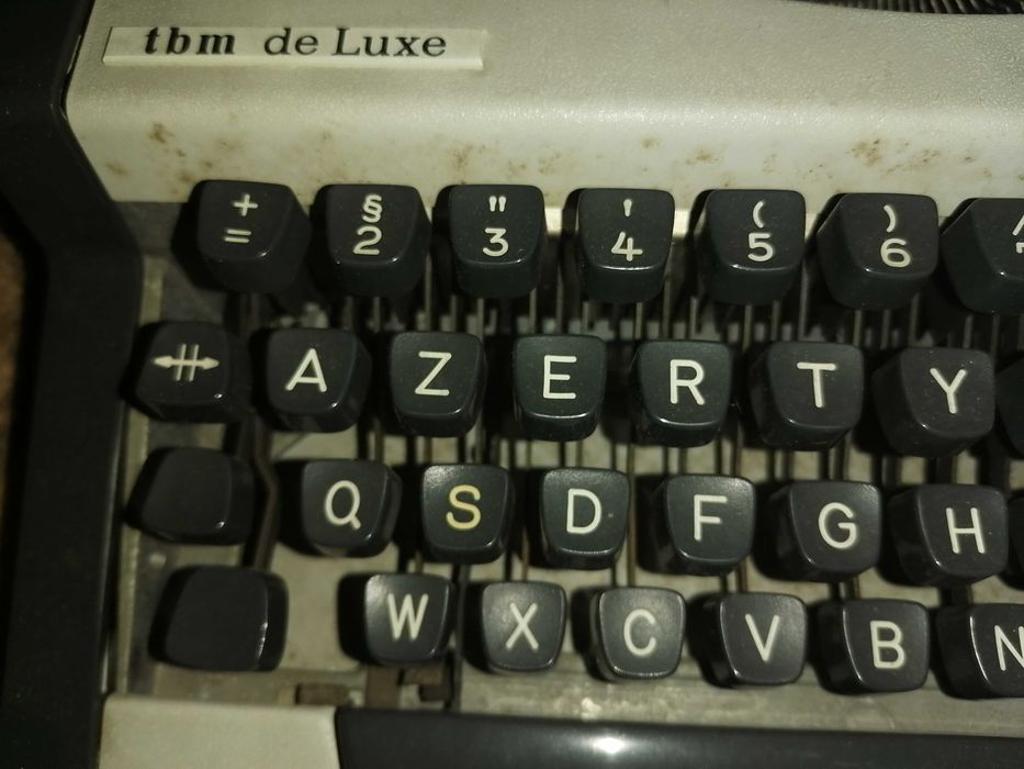 Máquinas escrever Olympia Messa Olympiette