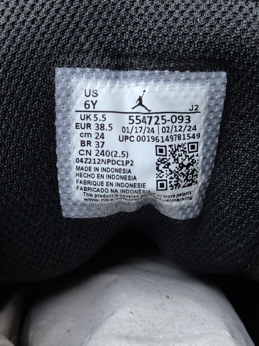 Buty Air Jordan 1 Mid GS Black 38.5 czarne  24 cm