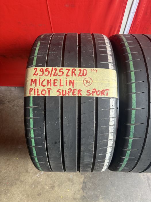 Pneus 295/25/20 Michelin  Impecaveis