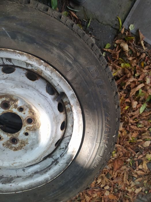 Колесо на дисках R13, 14.