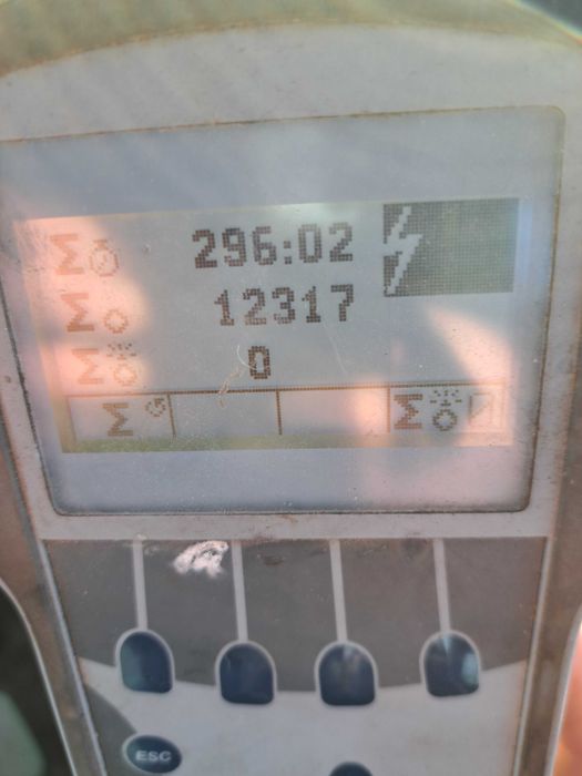 Claas Variant 360 Laleczka