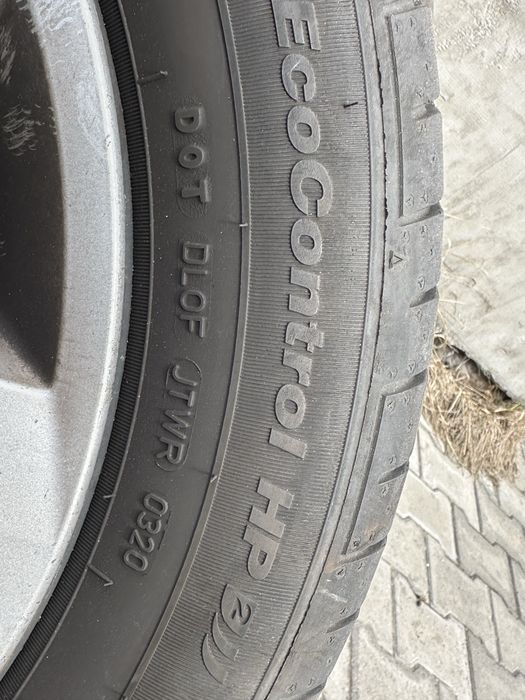 гольф 5, 6,  тоуран  колеса r16