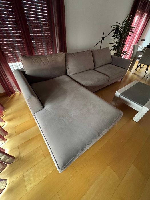 sala ( sofá, móvel tv, mesa de centro, mesa de sala e cadeiras )