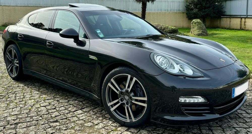 Porsche Panamera Platinum Edition