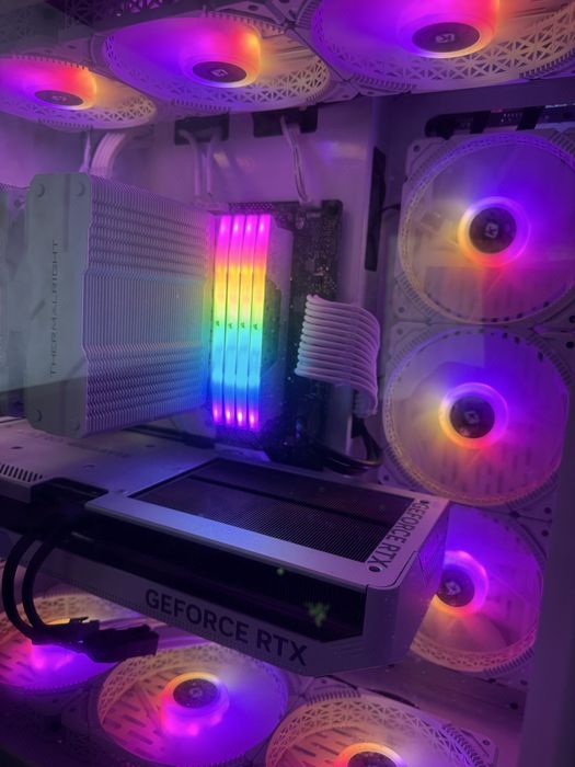 PC Gaming | RTX 4070 TI | Intel I7 | DRR5 64GB