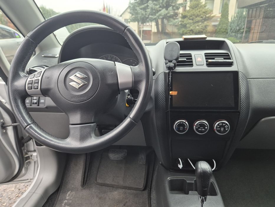 Suzuki SX4 автомат