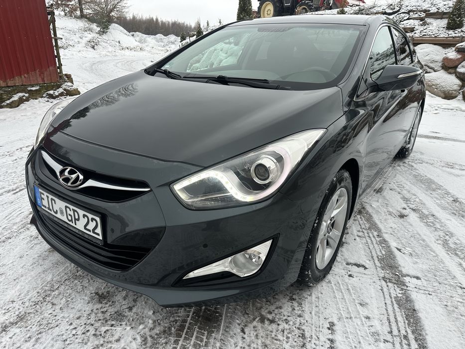Hyundai i40  1.6 crdi. Super stan!!!