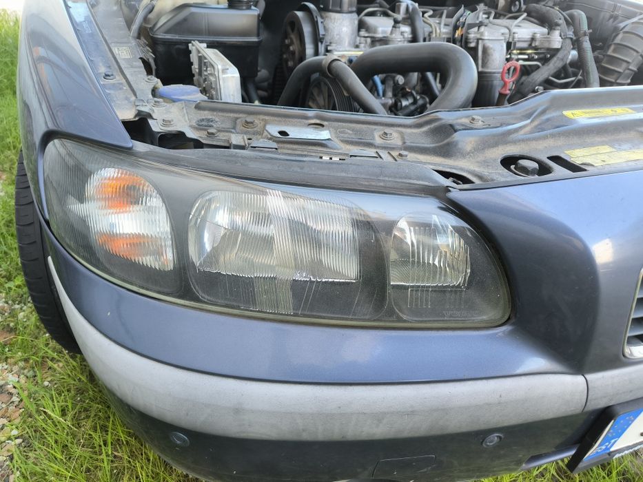 Продам фари Вольво s60 D5