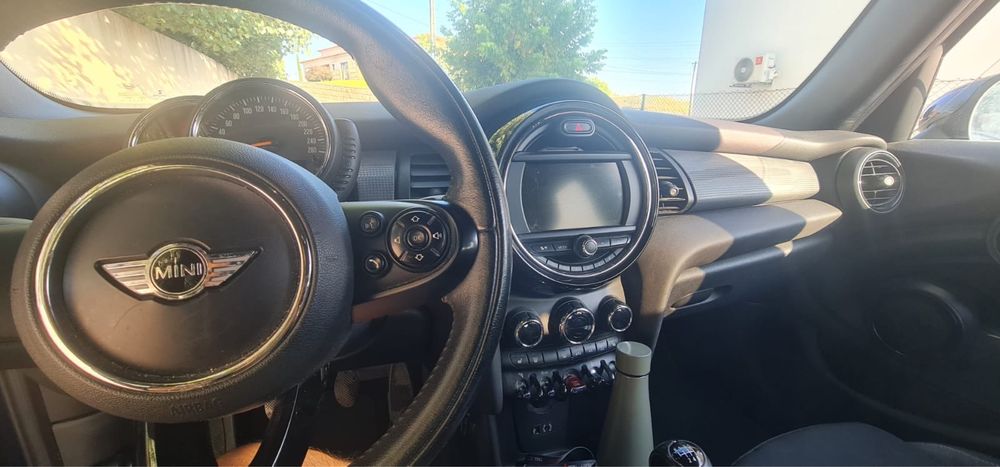 MINI One — fotografia 3