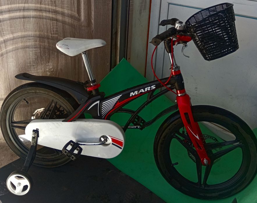 Продам дитячий велосипед Mars  на 18 дюймів магнієві рама супер легкий