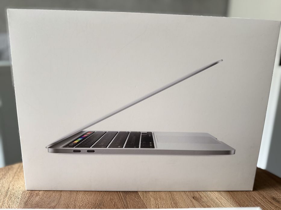 Macbook Pro 13” A2251 16/512GB touchbar stan idealny+
