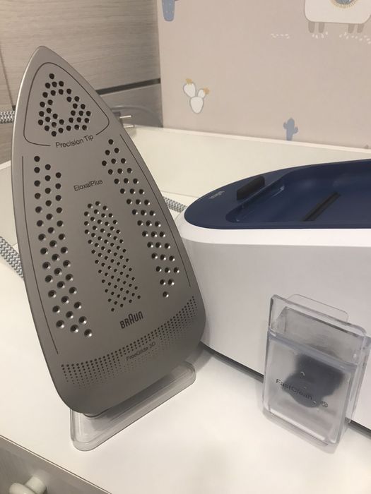 Парогенератор Braun CareStyle 5 IS5145WH