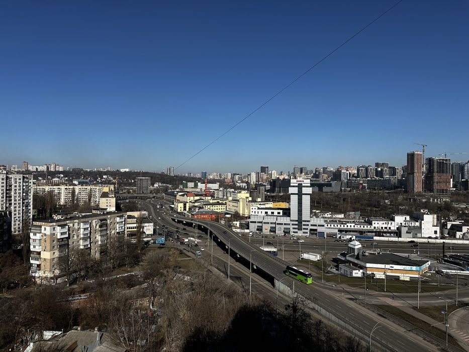 2 кімнатна квартира. Голосіївський район, проспект Науки 16