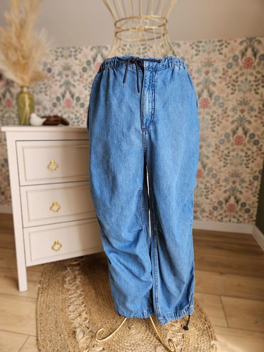 Luźne jeansy parachute cargo Pull&Bear S/M niebieskie szerokie nogawki