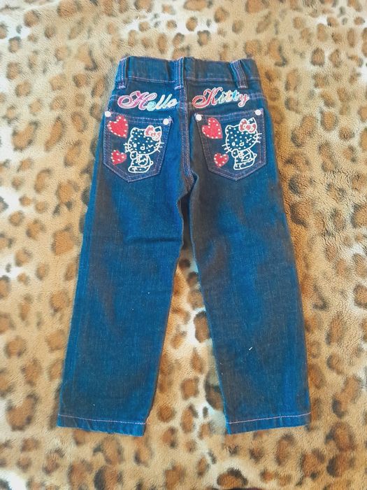 Продам джинси Hello kitty на дівчинку