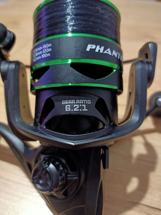 Kołowrotek Phantom 3000 spinningowy