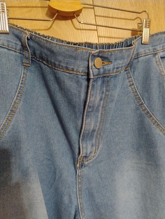 Super dżinsy damskie rozm XXL firmy HM jak nowe.