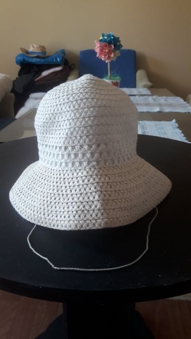 Kapelusz damski,dziewczęcy letni  obw. głowy 52 cm